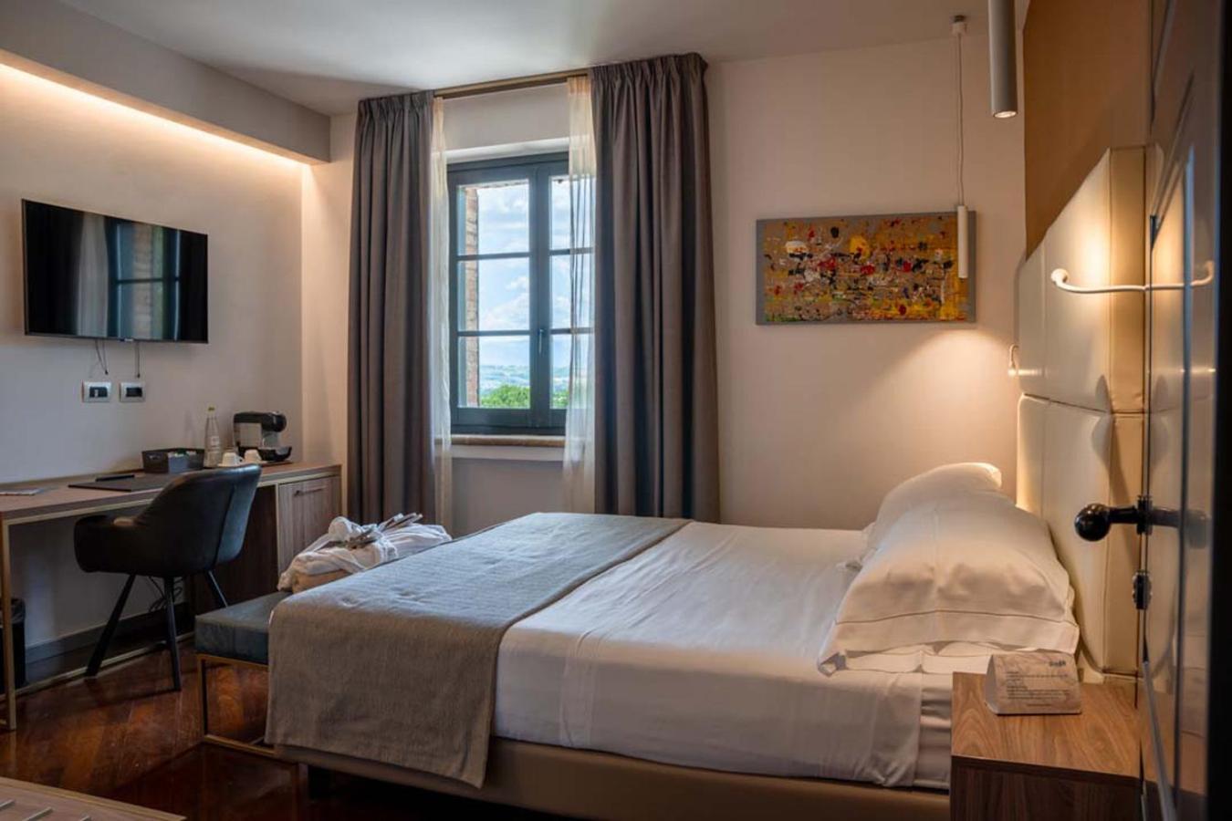 Le Cappuccinelle Suites&Spa เปรูจา ภายนอก รูปภาพ